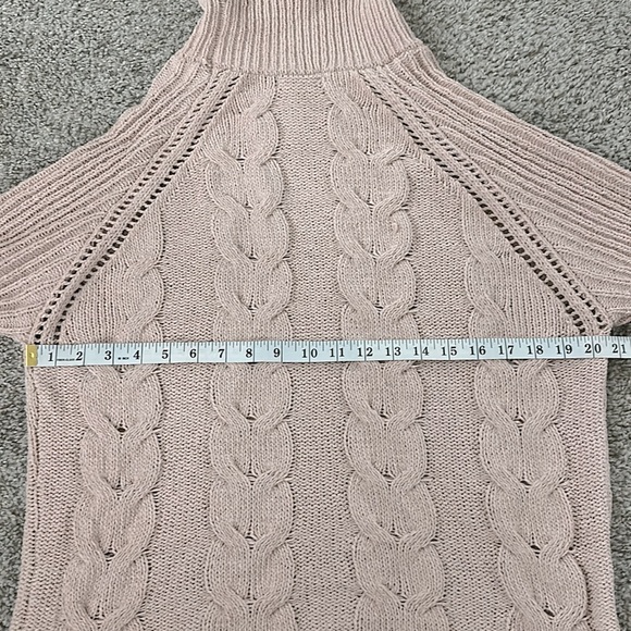 NWT Cozy Chenille Cable Knit Turtleneck Blush Sweater size Small - Picture 4 of 10